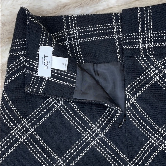 LOFT•SKIRT - Picture 4 of 7